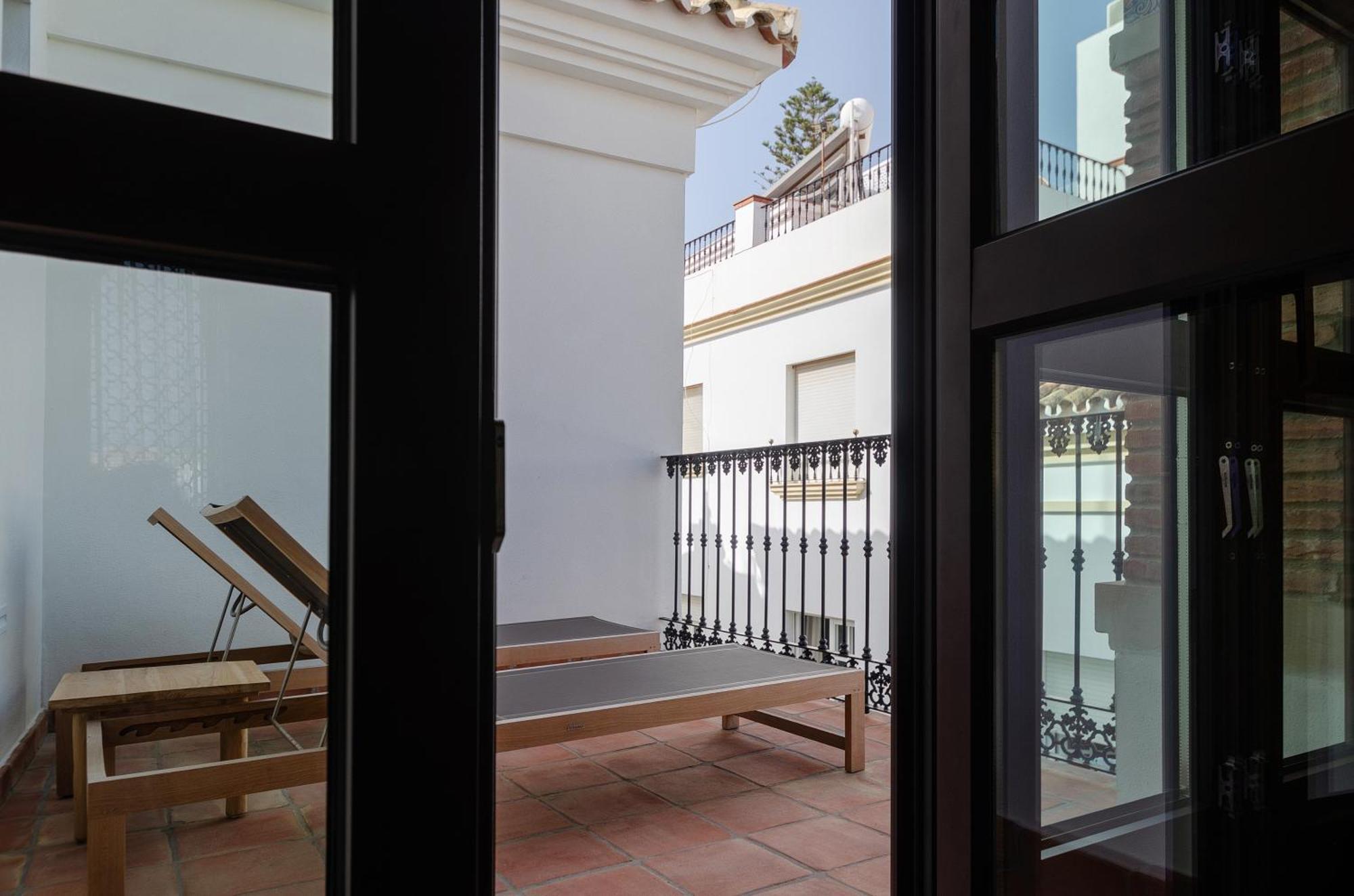 Hotel El Pilar Andalucia Естепона Екстериор снимка