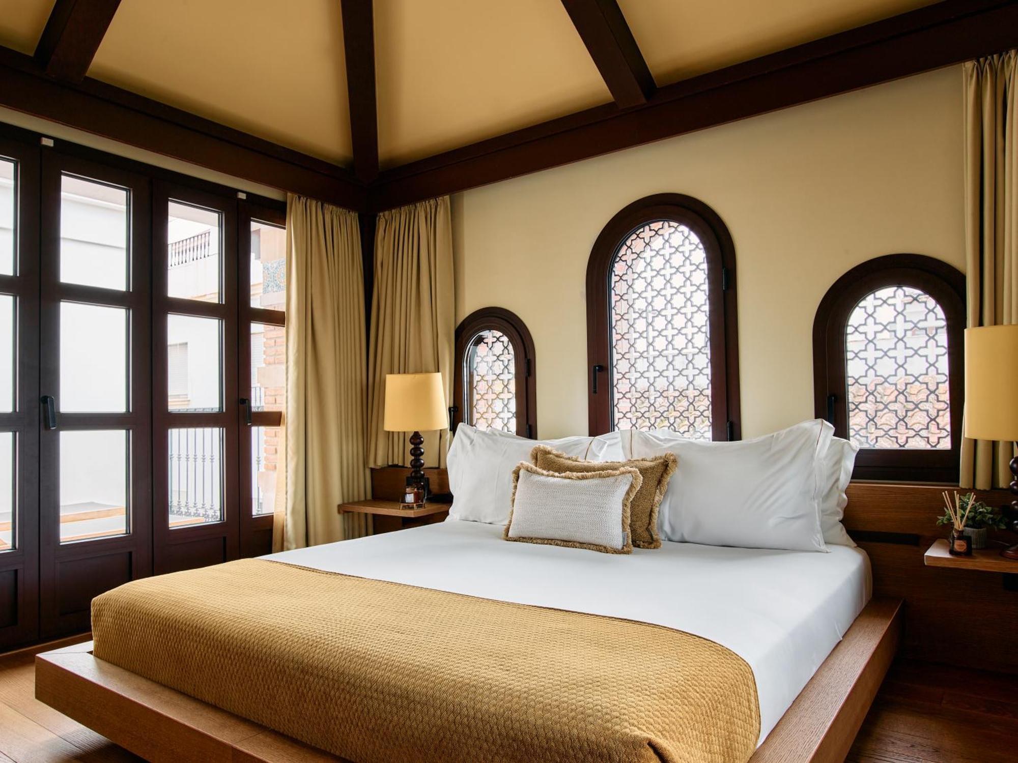 Hotel El Pilar Andalucia Естепона Екстериор снимка