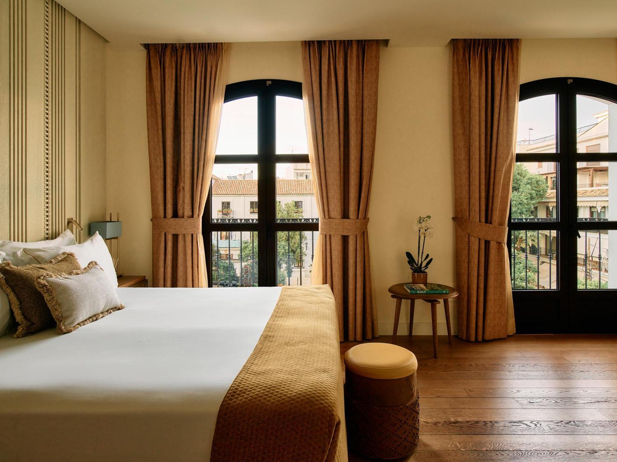 Hotel El Pilar Andalucia Естепона Екстериор снимка