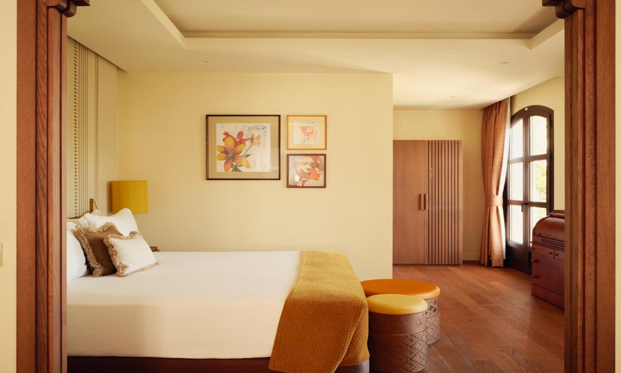 Hotel El Pilar Andalucia Естепона Екстериор снимка