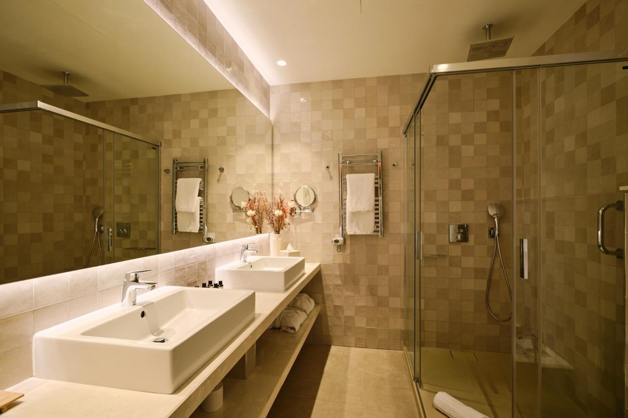Hotel El Pilar Andalucia Естепона Екстериор снимка